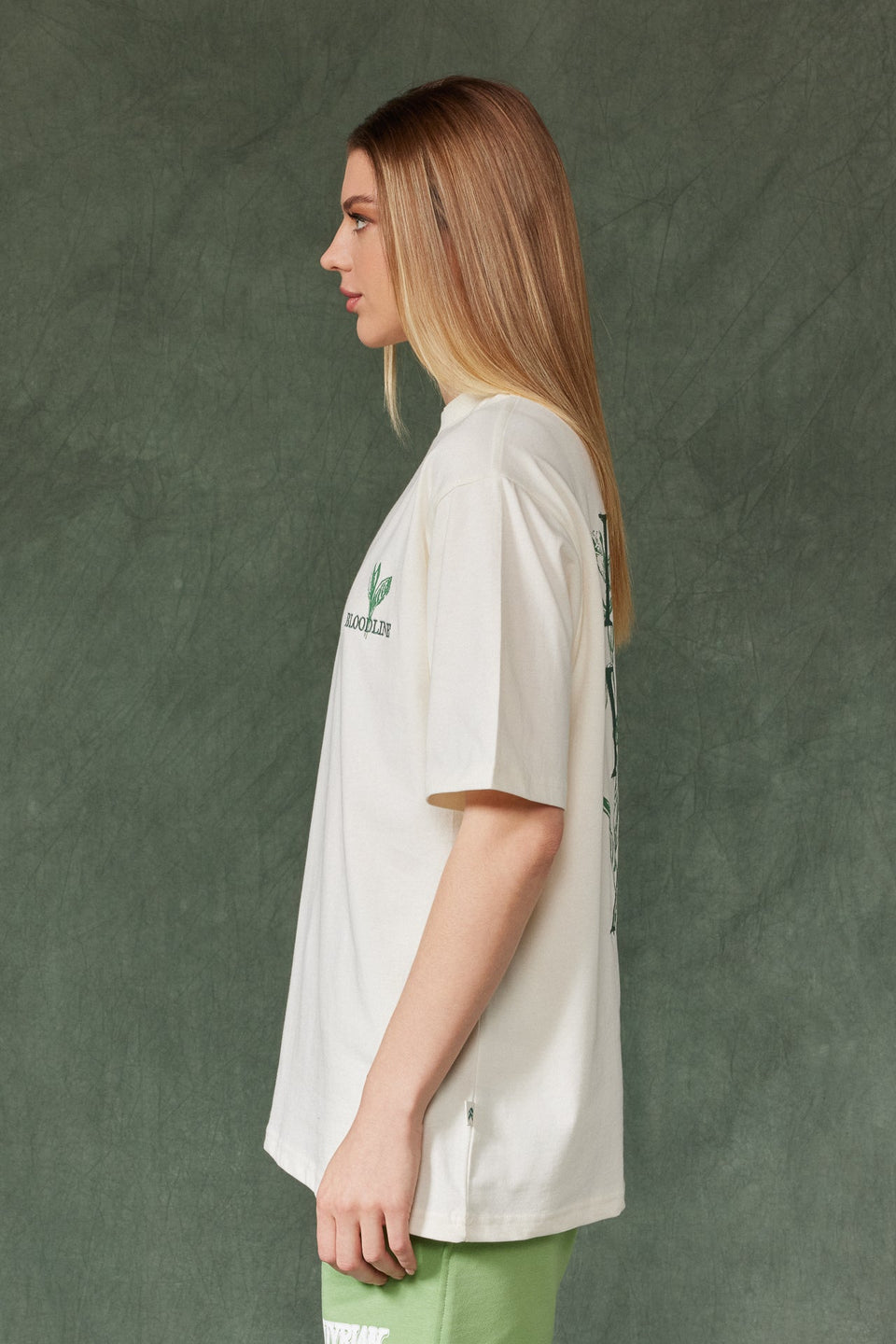 Illyrian Bloom T-shirt - Off White