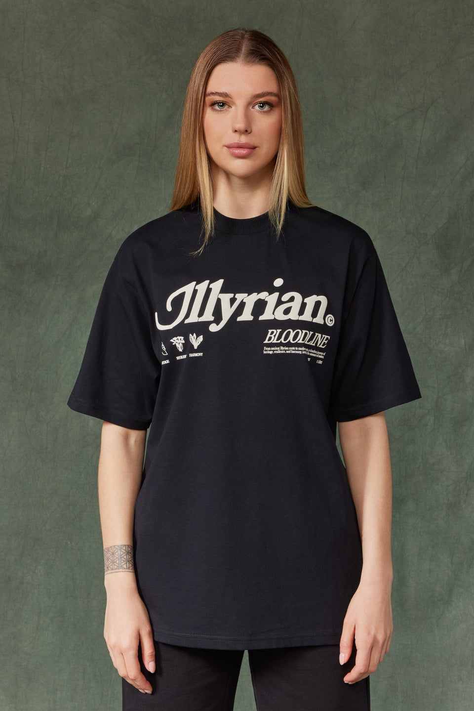 Illyrian Puff T-shirt - Black