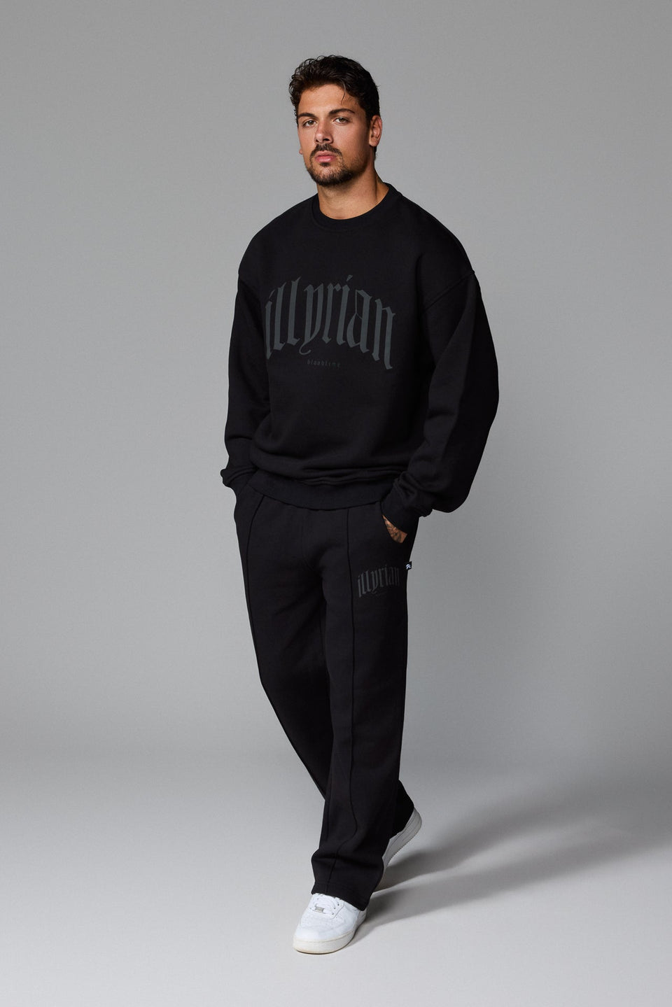 Illyrian Signature Straight Joggers - Black