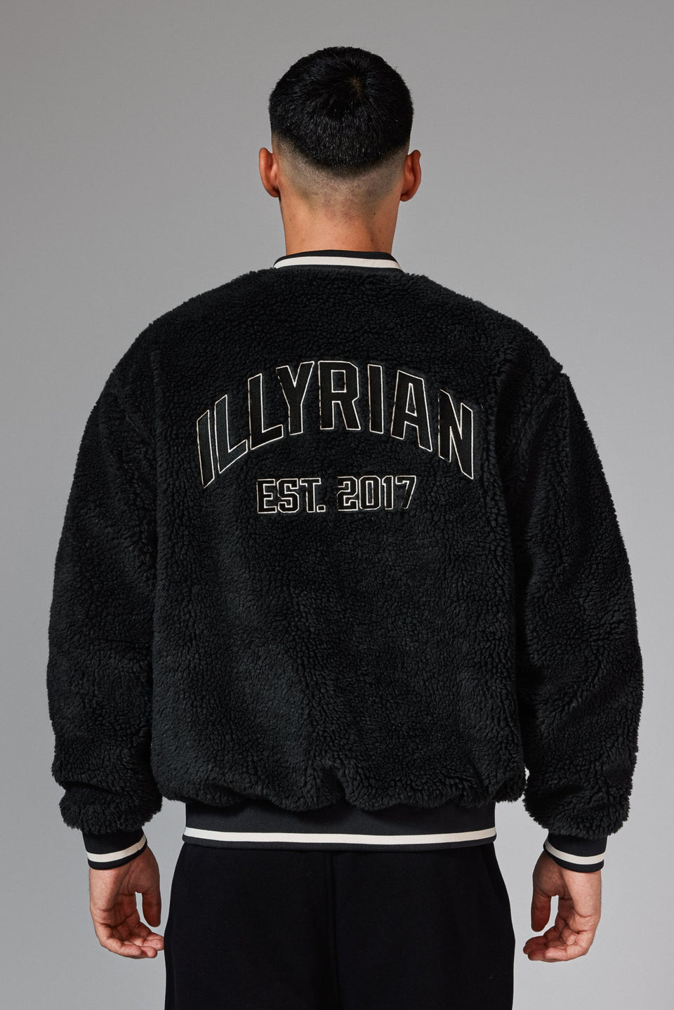 Illyrian Teddy Jacket - Black