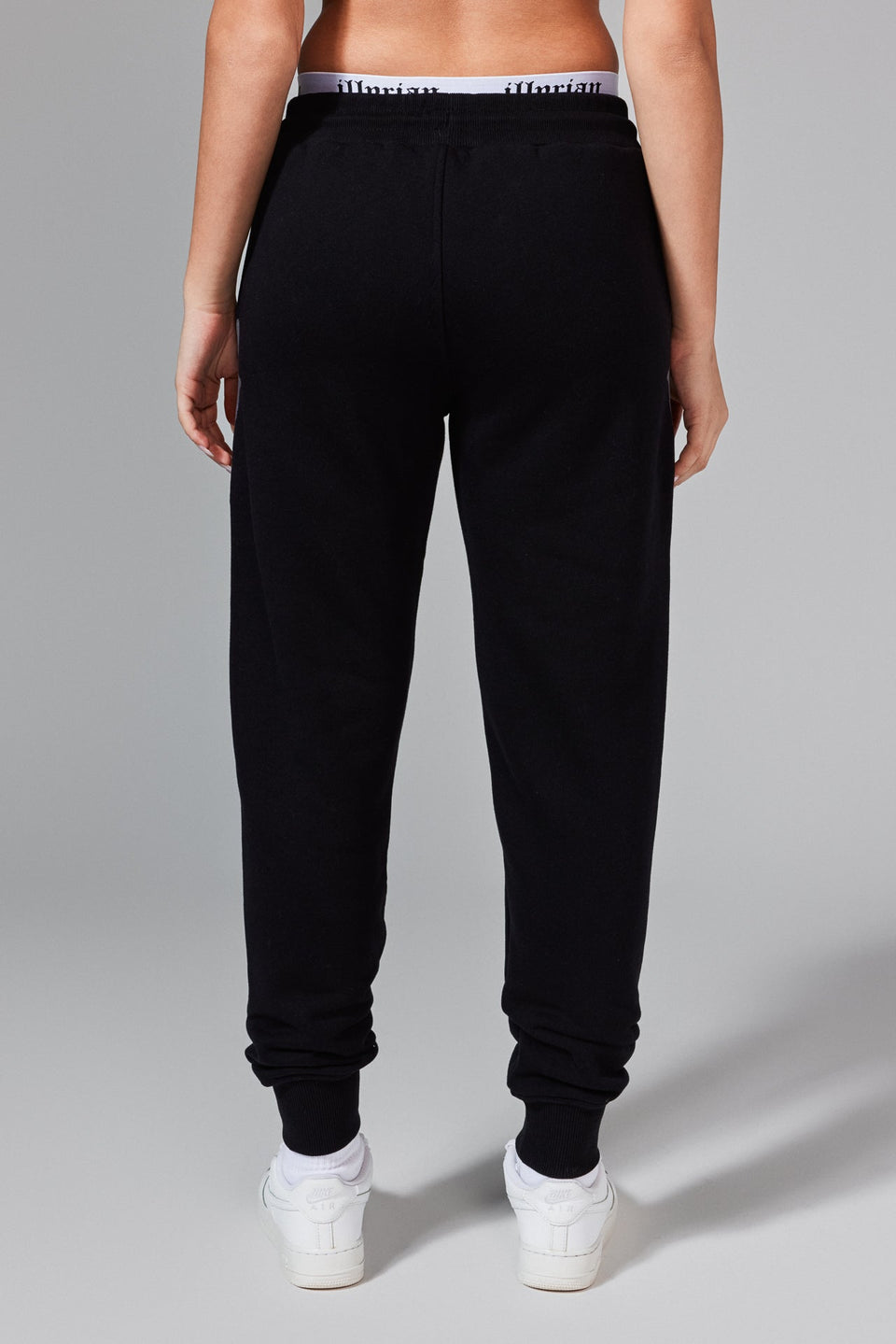 Illyrian Star Joggers - Black