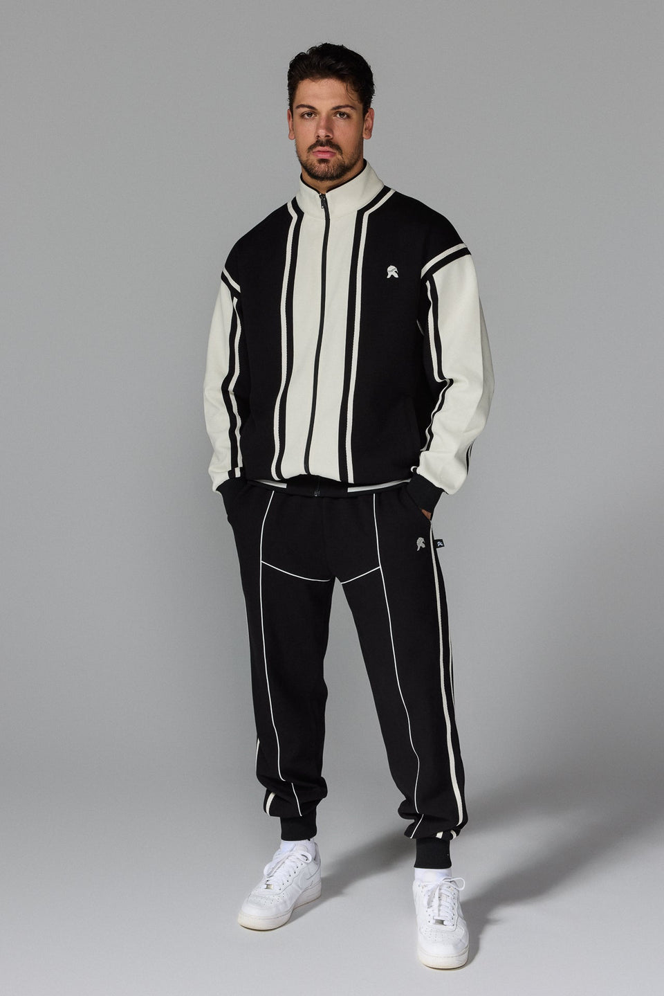 Culture Zipped Jacket - Black