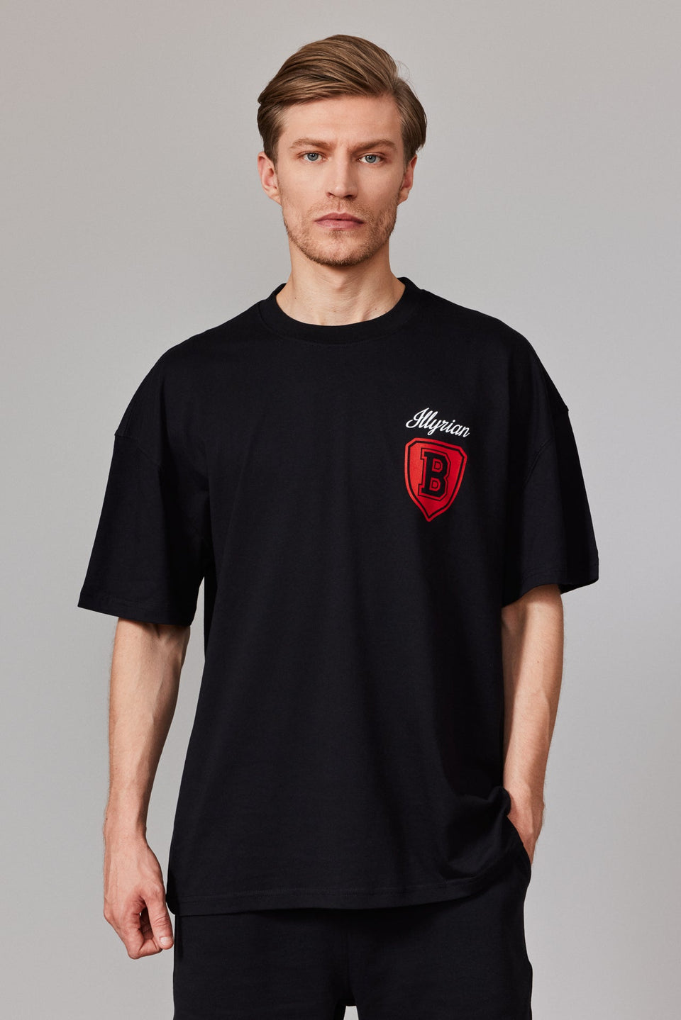 Flag Of Arms T-shirt - Black