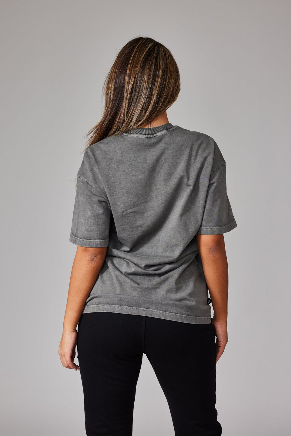 Illyrian Chest Logo Tee - Washed Grey