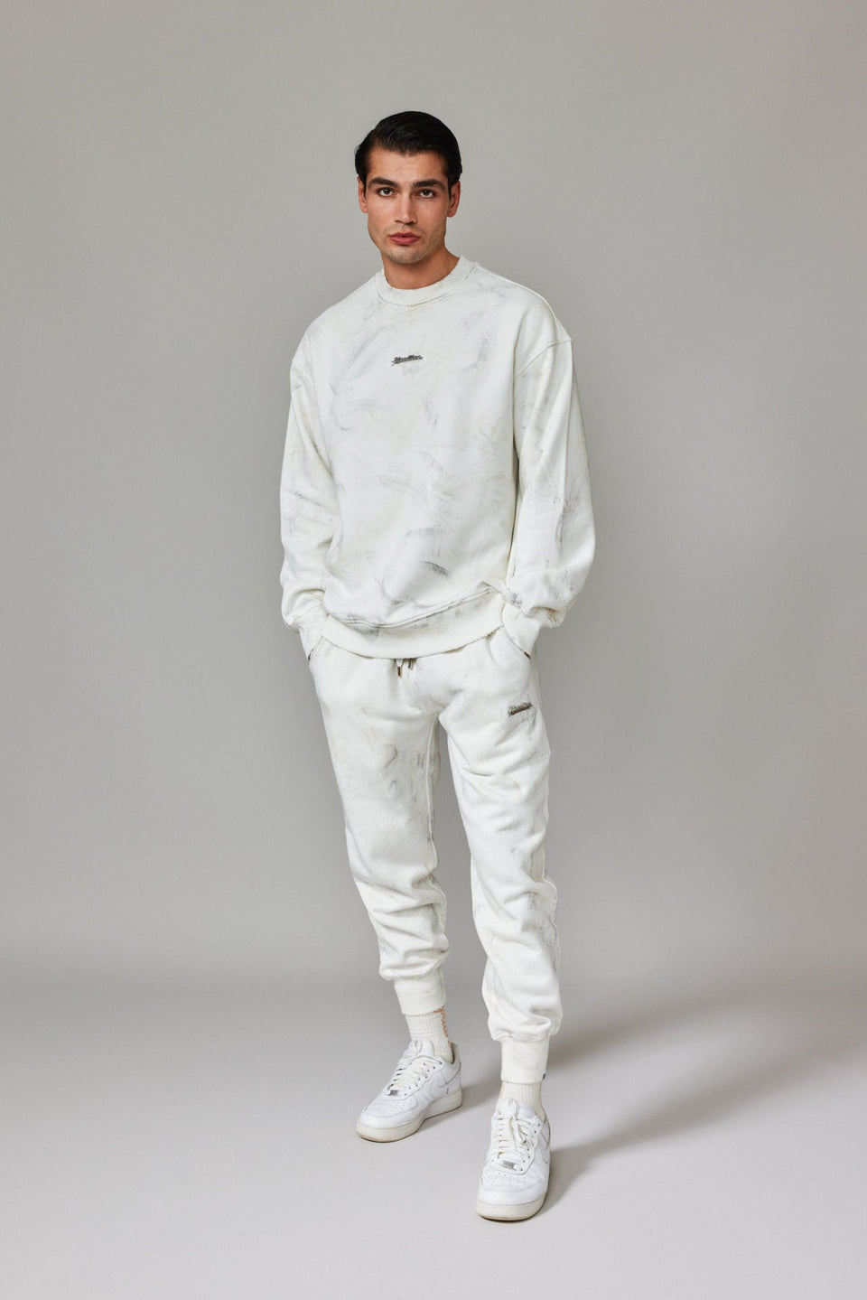 Stained Fleece Sweater - White